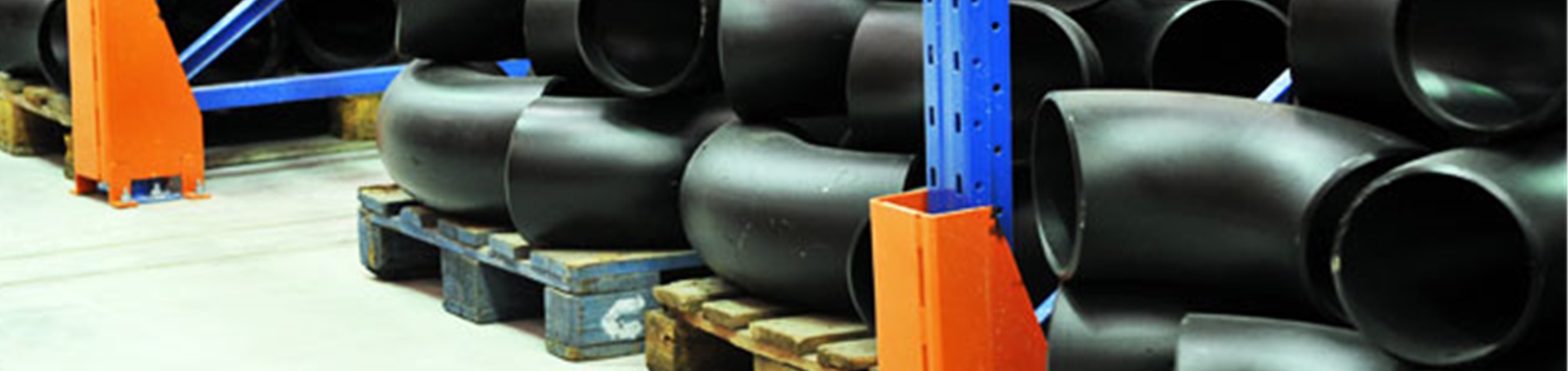 Steel pipe fittings